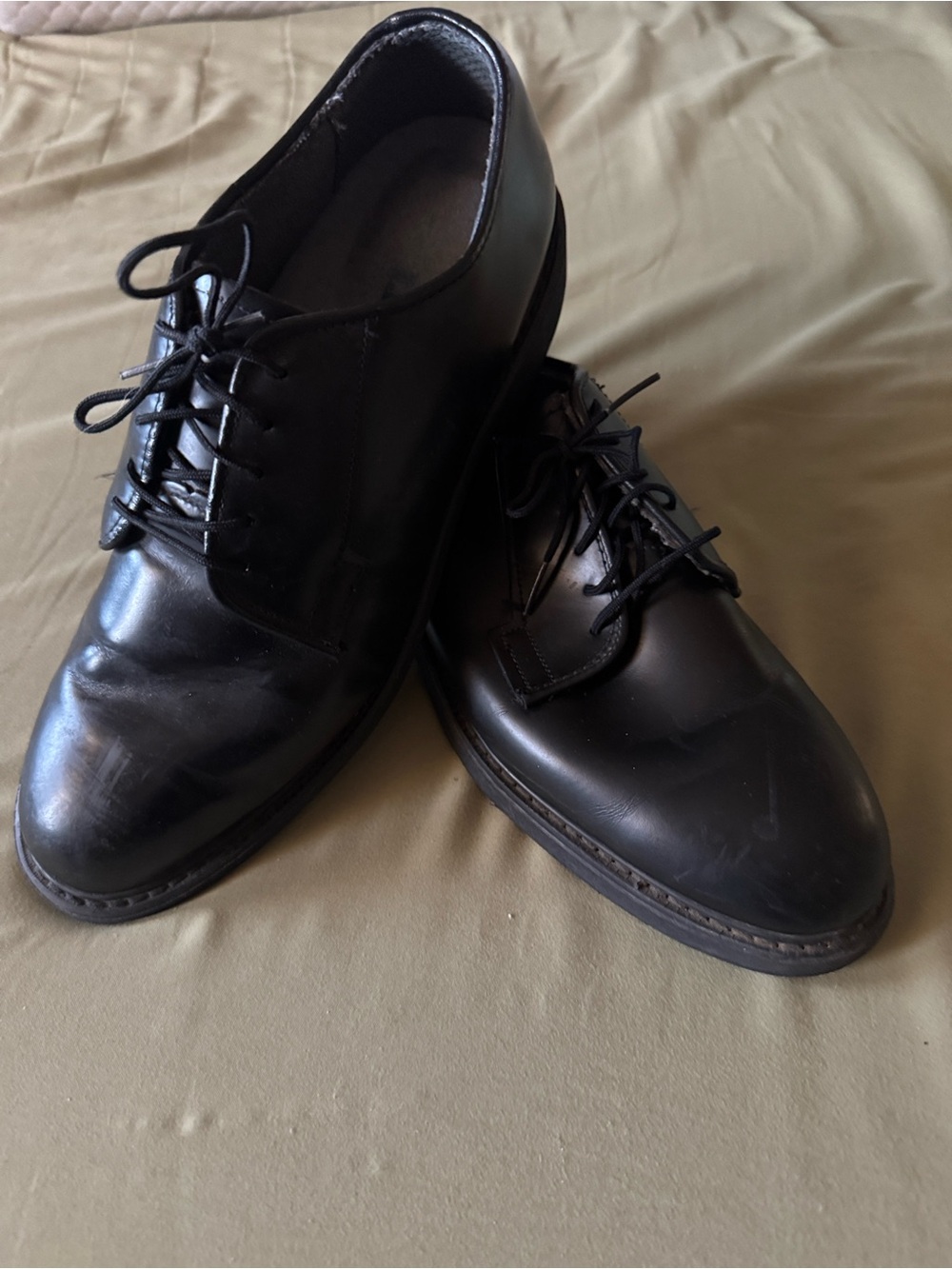 Bates Black Leather Derby Dress Shoes